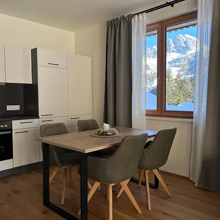 Almappartement Nassfeld- Sonnenalpe ゾンネンアルペ・ナスフェルト