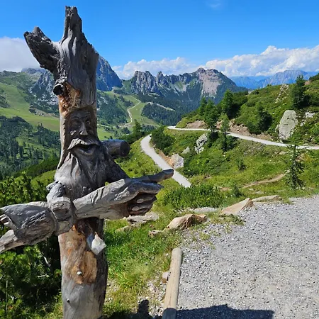 Almappartement Nassfeld- Sonnenalpe アパート *