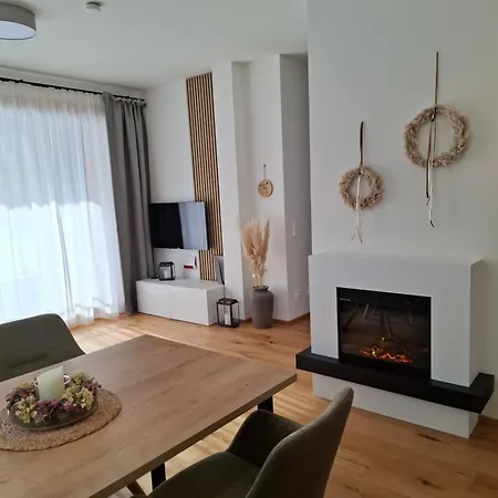 Almappartement Nassfeld- Sonnenalpe アパート *