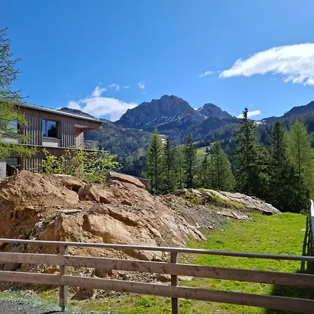 Almappartement Nassfeld- Sonnenalpe ゾンネンアルペ・ナスフェルト